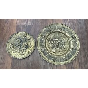Vintage Peerage Brass Embossed Wall Hanging 2 Plates Made In England